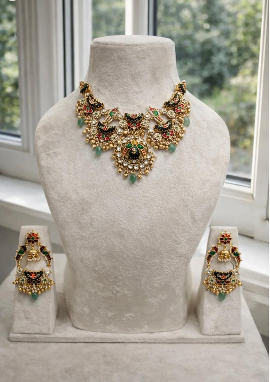 Green Onyx Heritage Choker Set