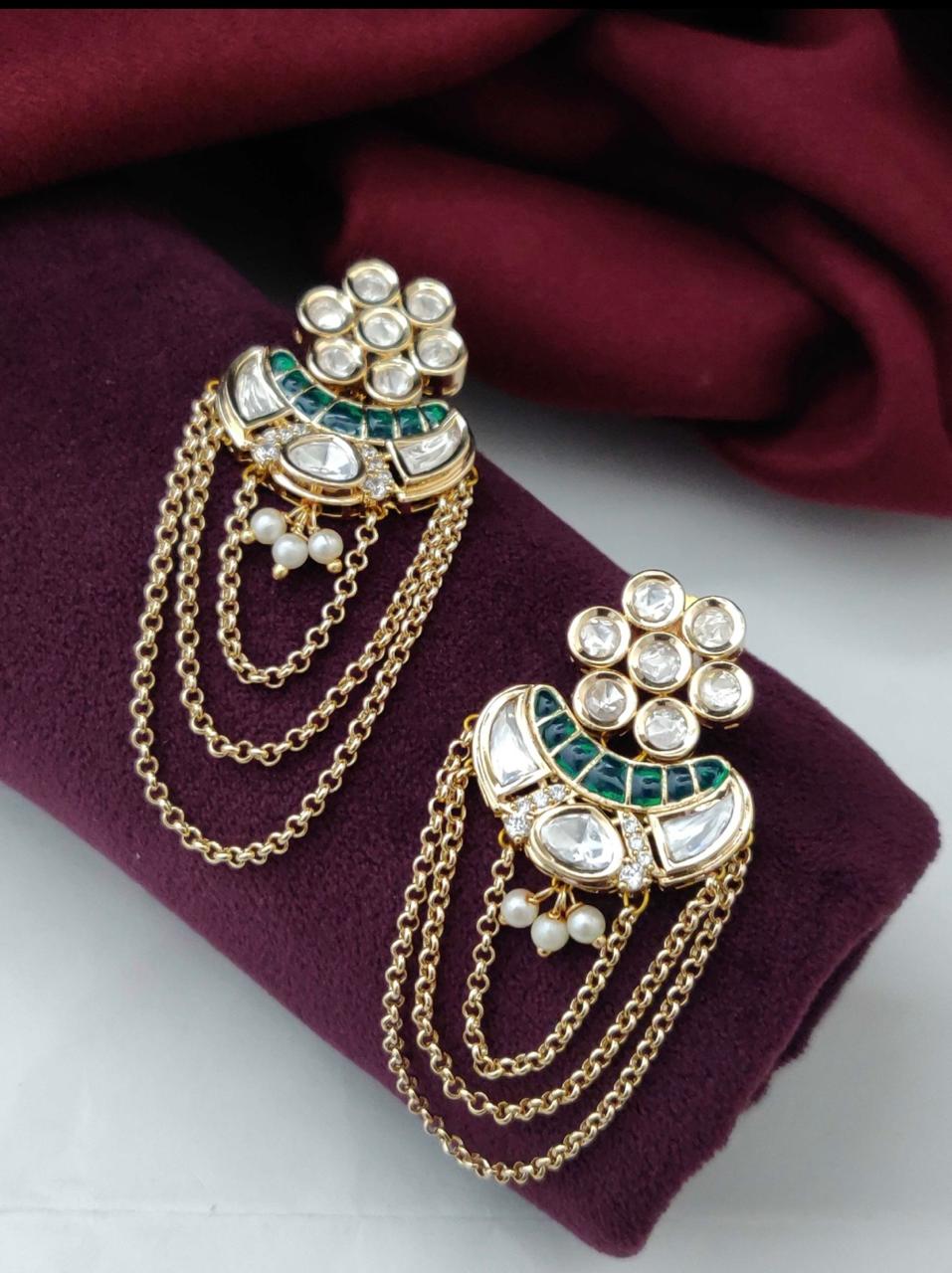 Dangling Kundan Earings