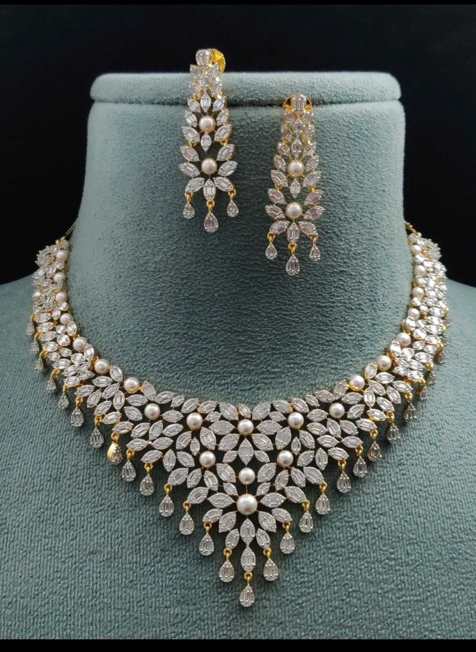 Dazzling AD Necklace