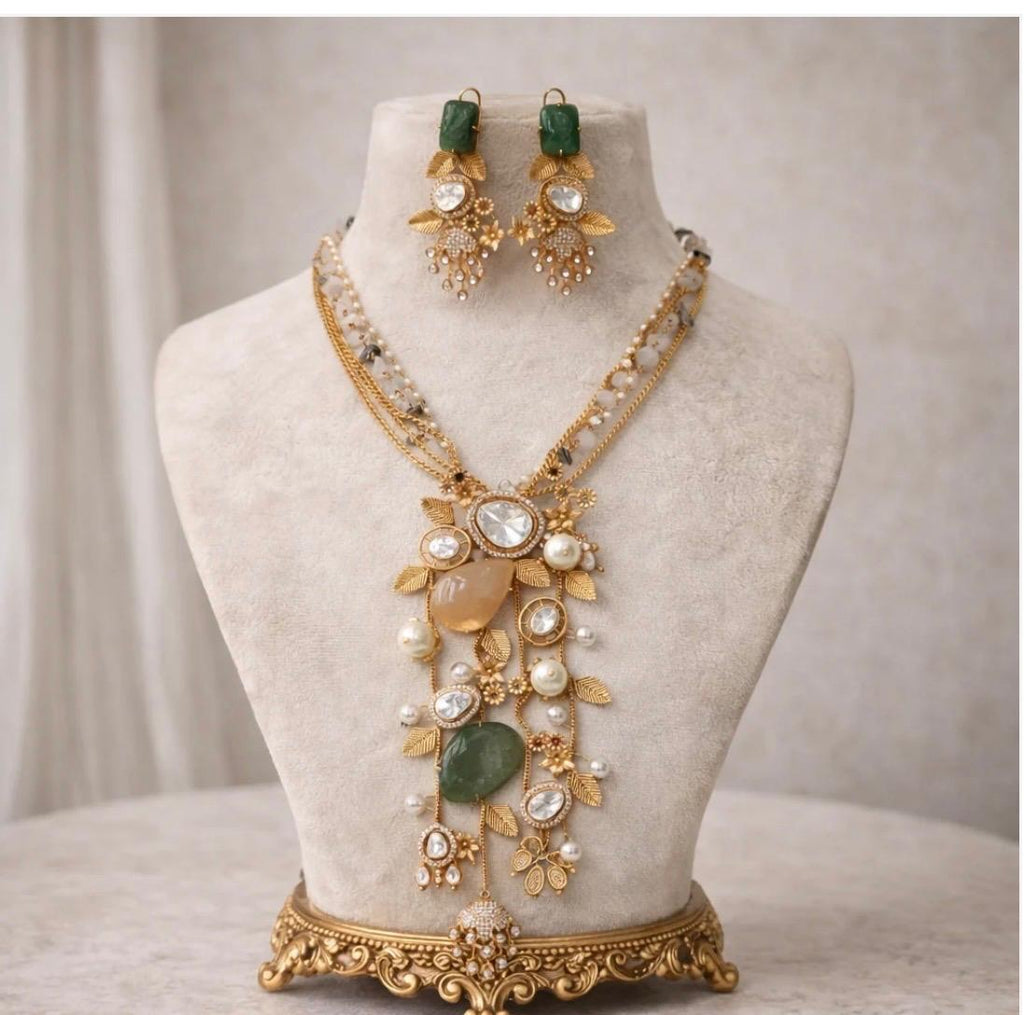 Statement Emrald Pearl jewelry set
